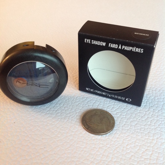 MAC Cosmetics Eye Shadow in shade "MOTÖRHEAD" - Picture 8 of 8